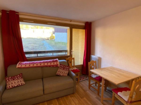 Studio rénové sur les pistes, 4 pers, Balcon Sud - FR-1-445-74